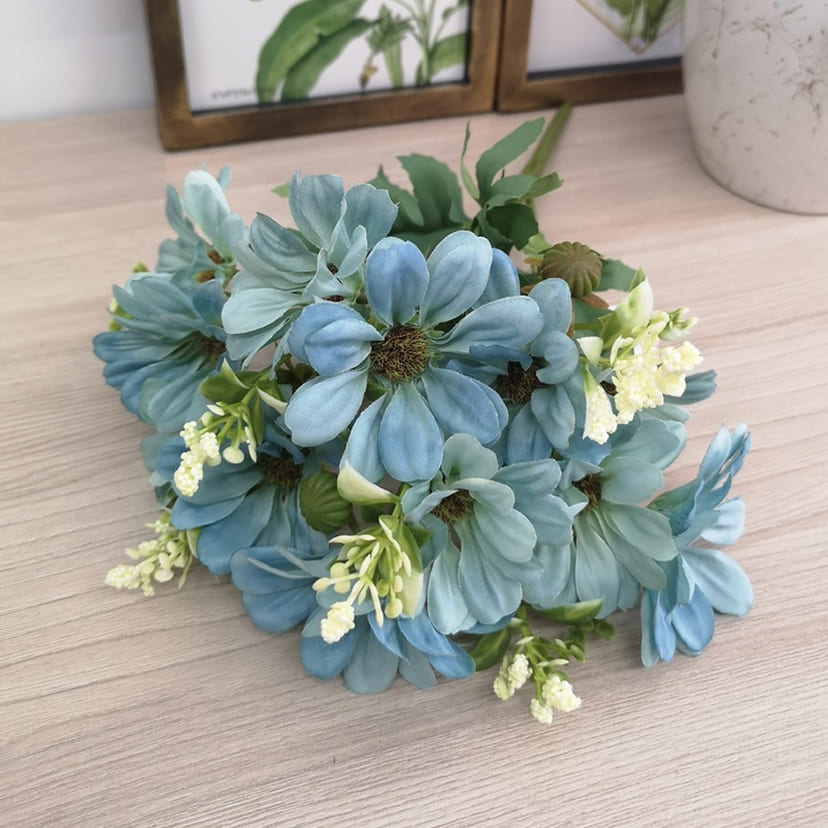 Искусственные цветы в Томске | Цветы искусственные «Ромашки с бутонами», голубые, букет