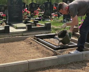Как установить памятник на&nbsp;могилу самостоятельно